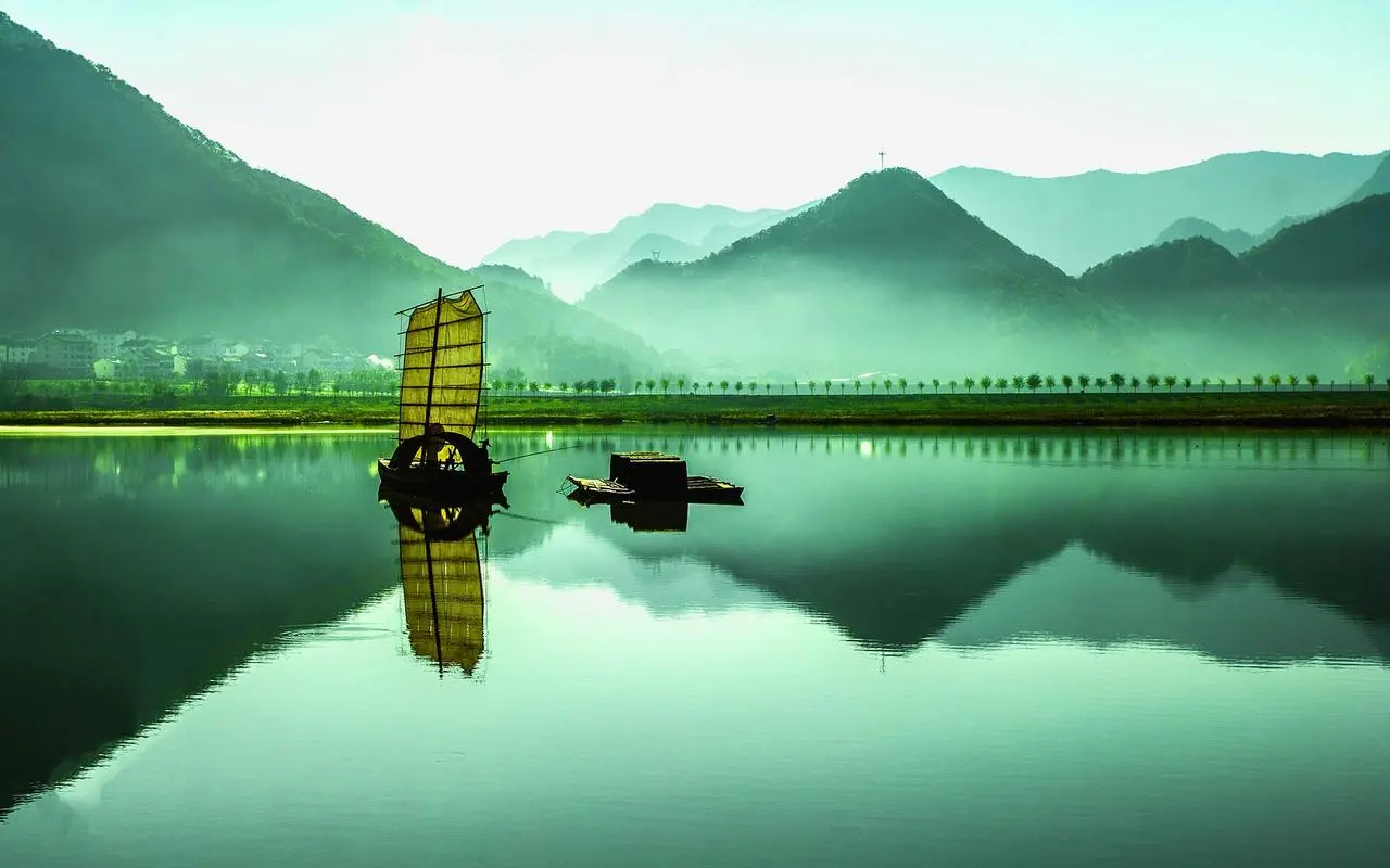 绿色高端智能